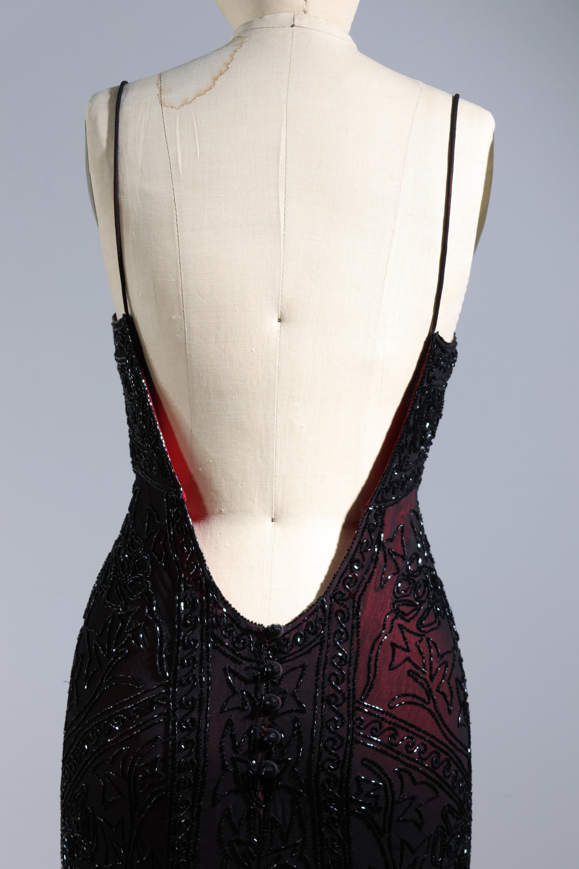 LES HABITUDES Trellis Long Dress 71 — Black / Burgundy