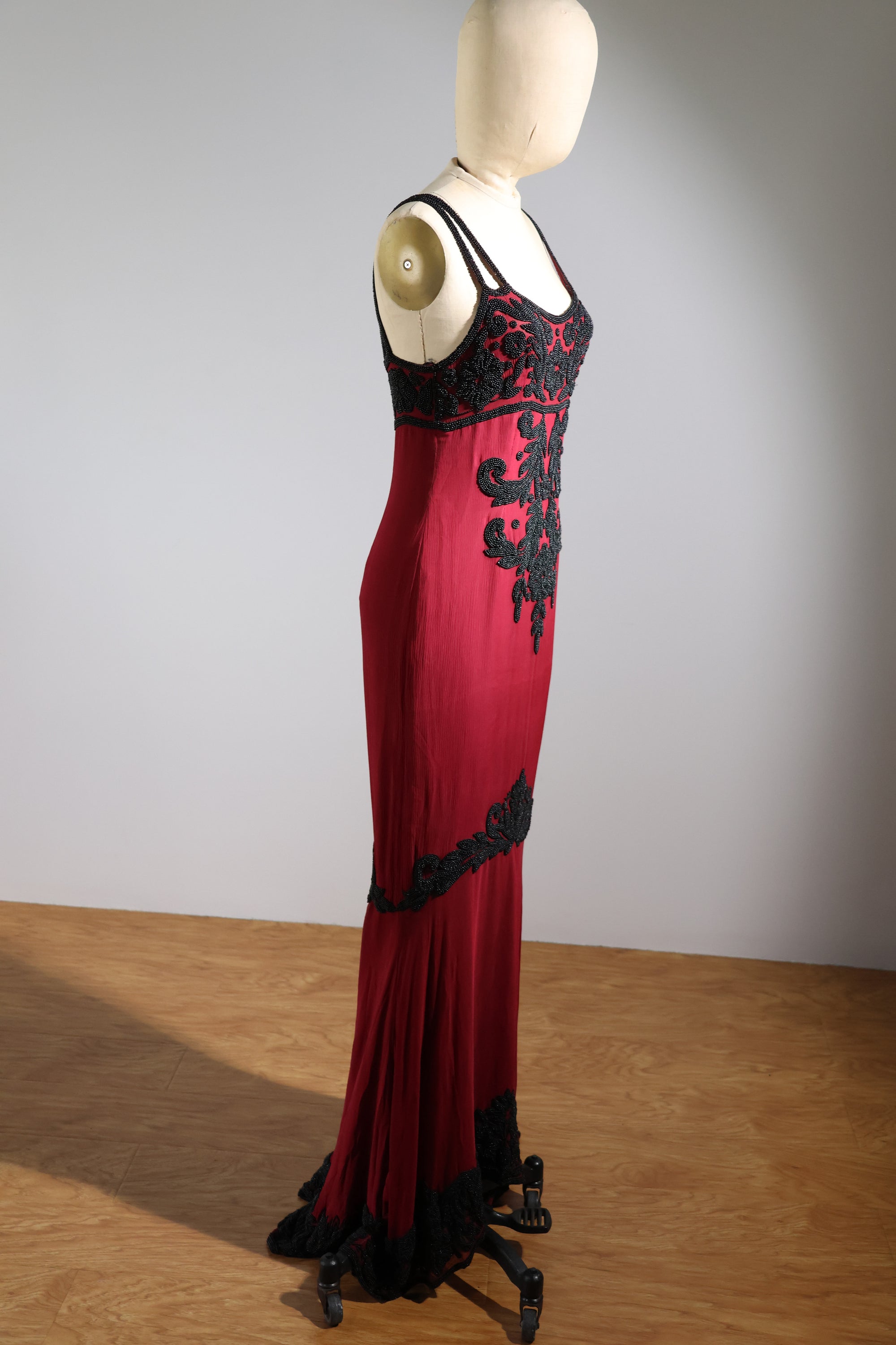 LES HABITUDES Dress 48 — Burgundy / Black