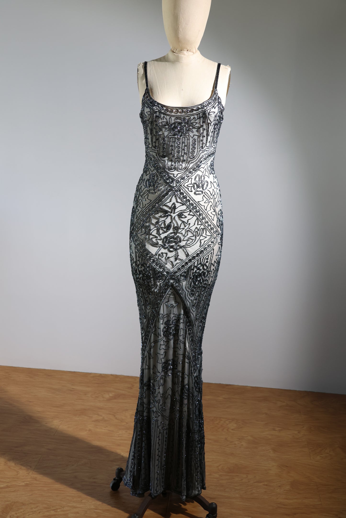 Les Habitudes Trellis Gown 171 - Blue Grey / Pale Pink