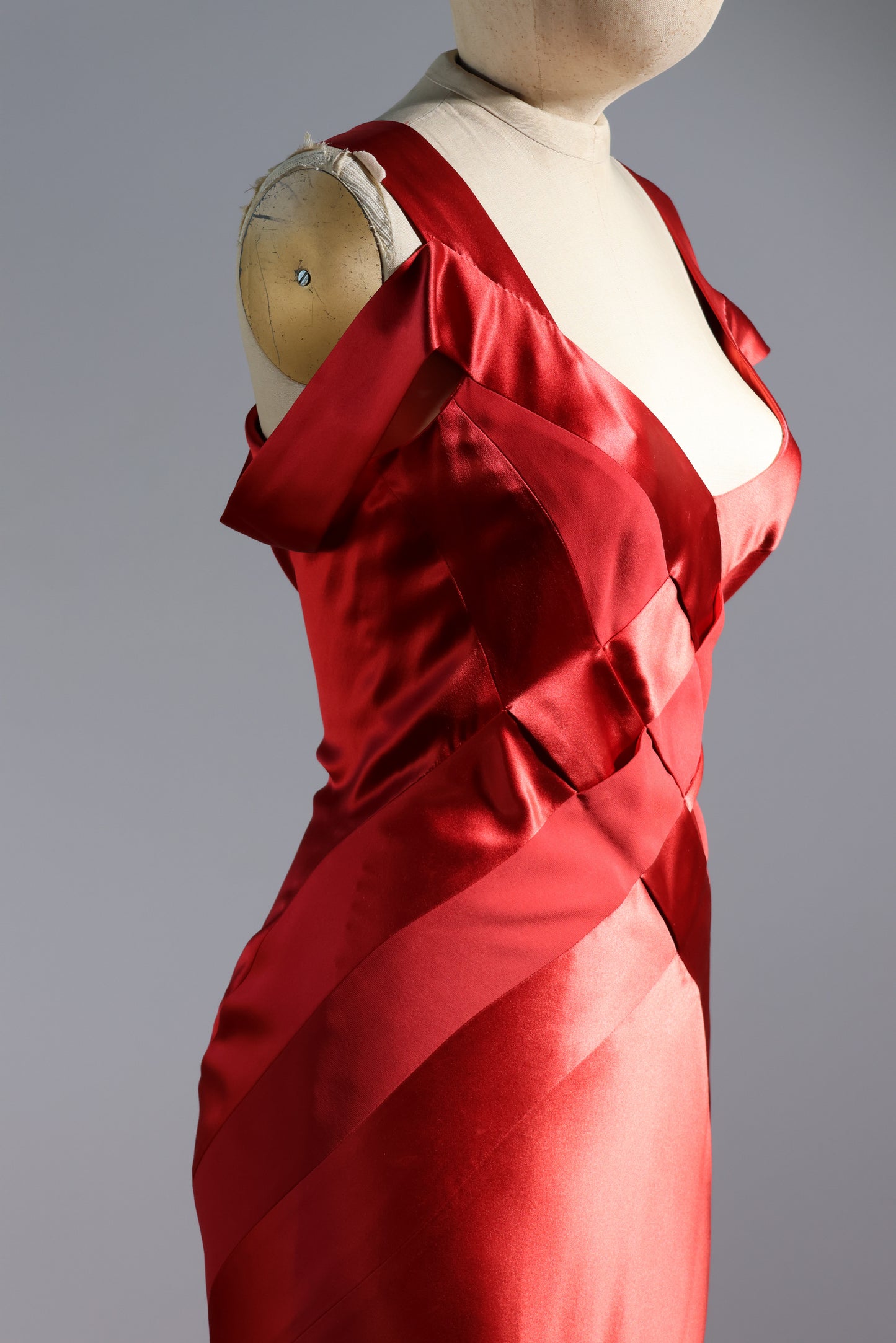 Bellville Sassoon Silk Satin Criss-Cross - Red