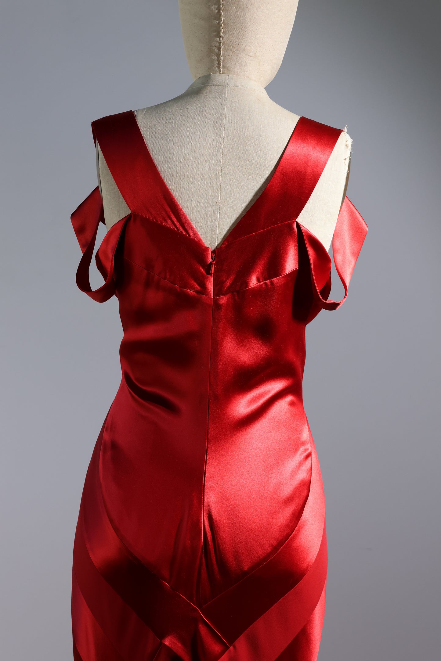 Bellville Sassoon Silk Satin Criss-Cross - Red