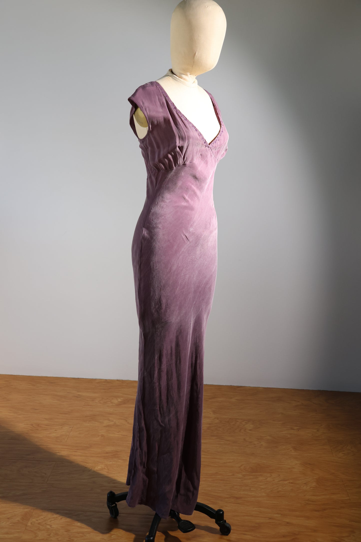 Les Habitudes Long FiFi With Embroidered Flowers - Purple