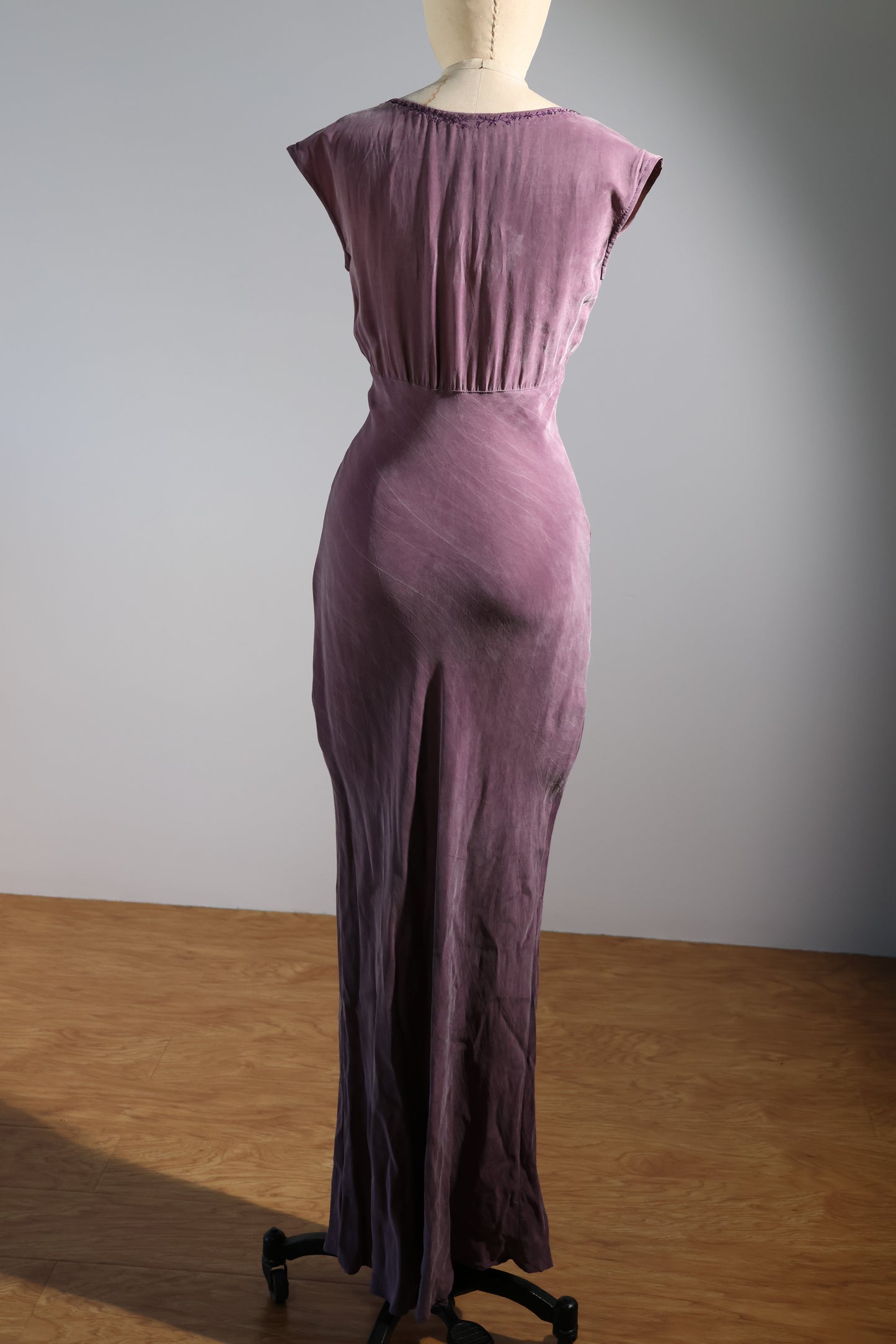 Les Habitudes Long FiFi With Embroidered Flowers - Purple