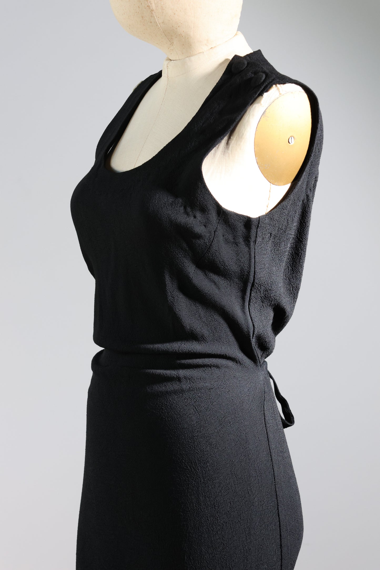 Les Habitudes Two Button Dress - Black