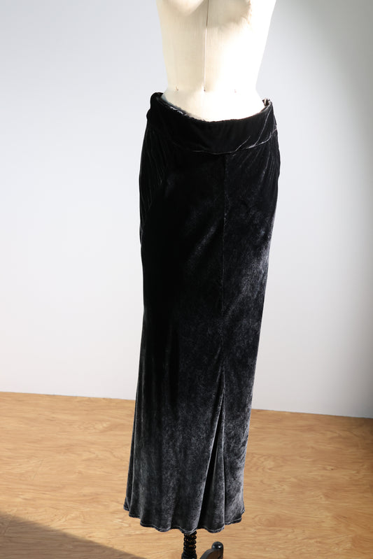 Masnada LDS Long Velvet Skirt - Black Shadow