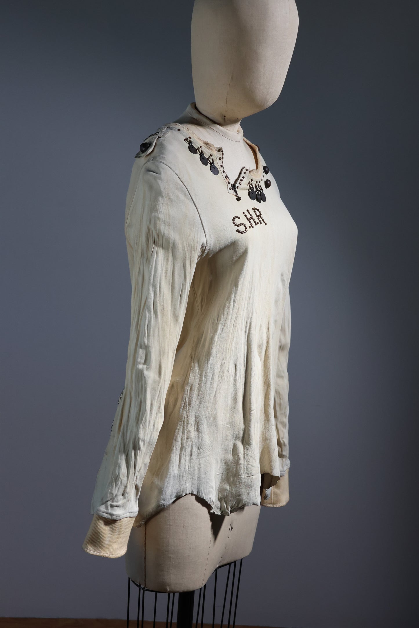 Share Spirit Sheepleather Top - White