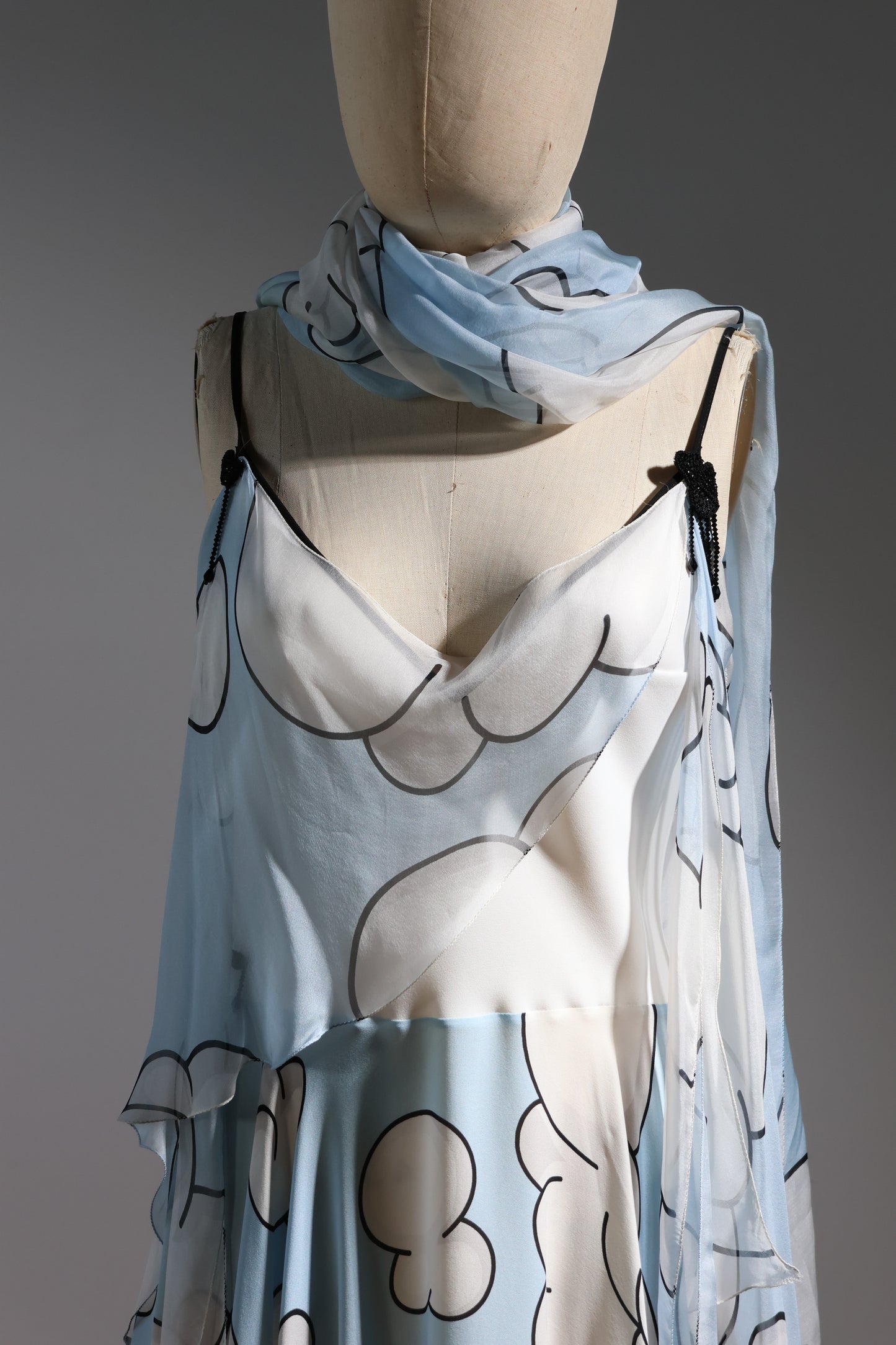 Foddis Short Gown With Shawl - Cloud Print