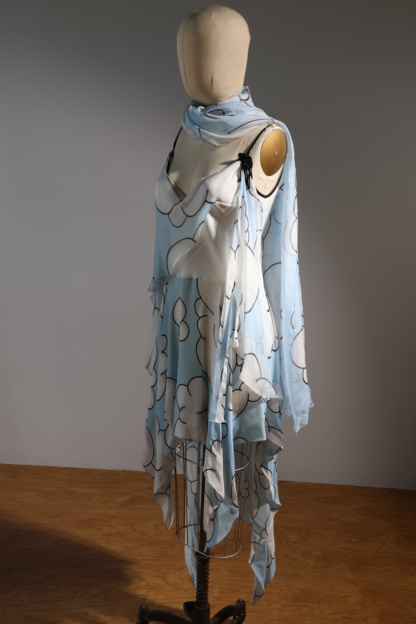 Foddis Short Gown With Shawl - Cloud Print