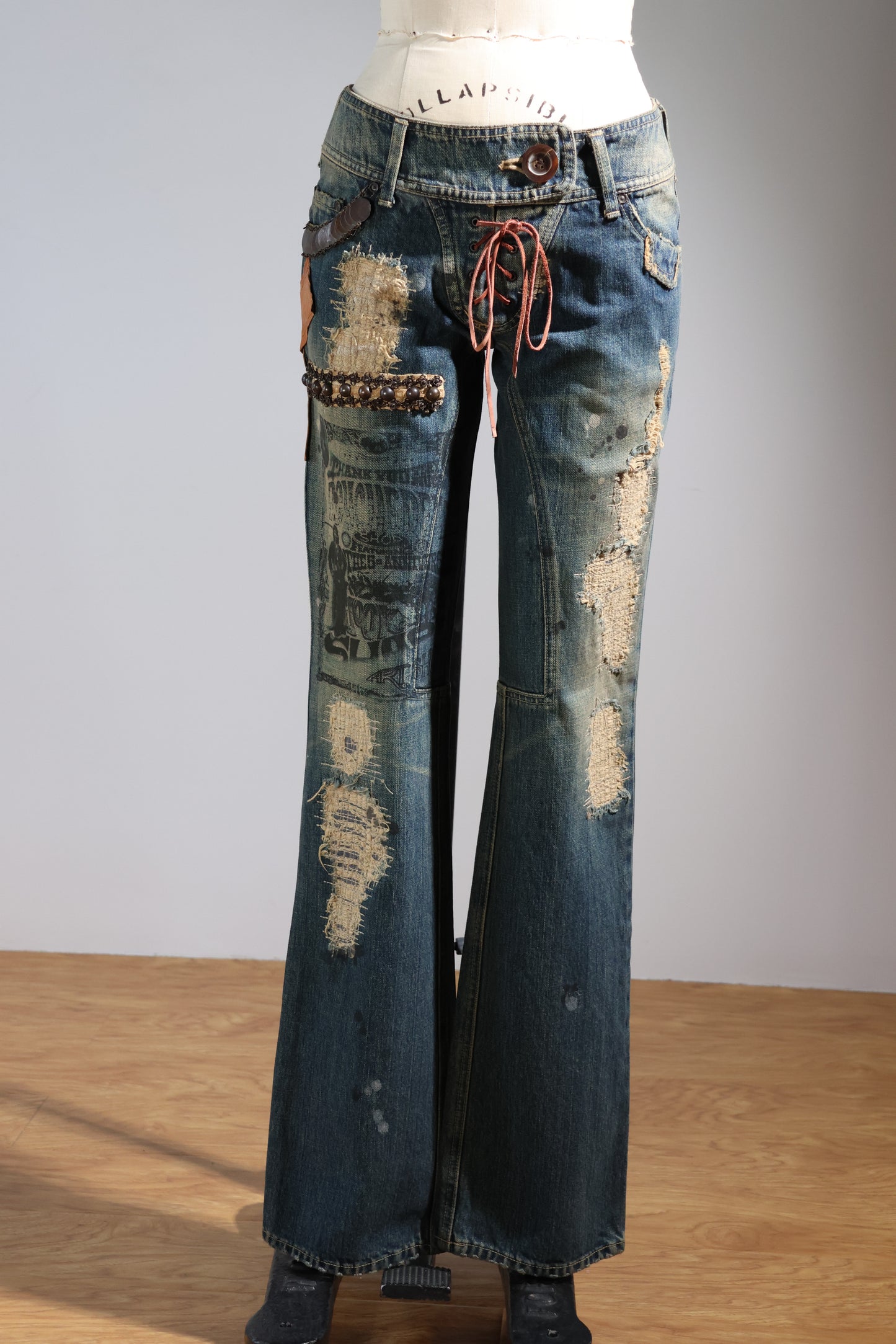 Share Spirit Ladies Jeans Embelished - Psychedelic