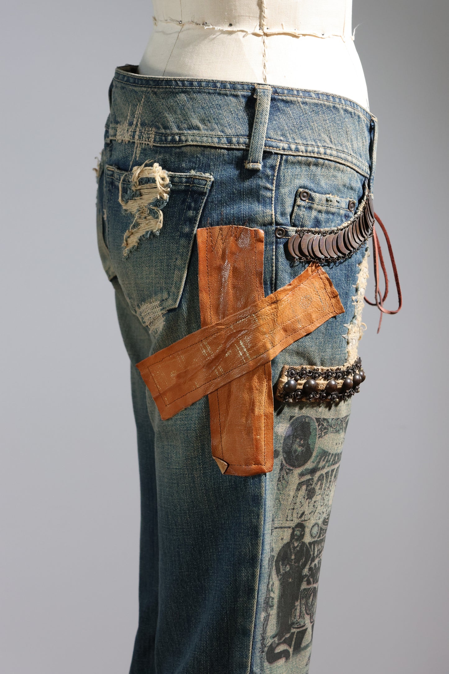 Share Spirit Ladies Jeans Embelished - Psychedelic