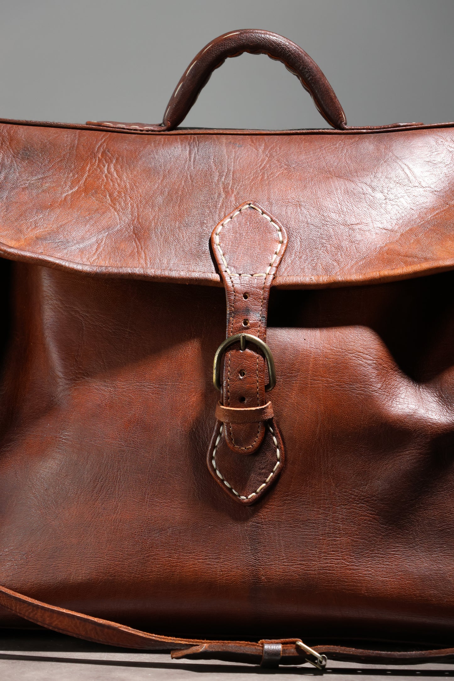 Large Hand Sewn Camel Leather Travel Bag