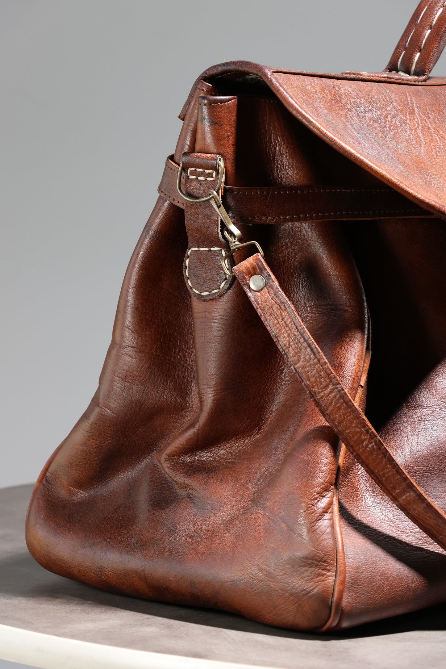 Large Hand Sewn Camel Leather Travel Bag