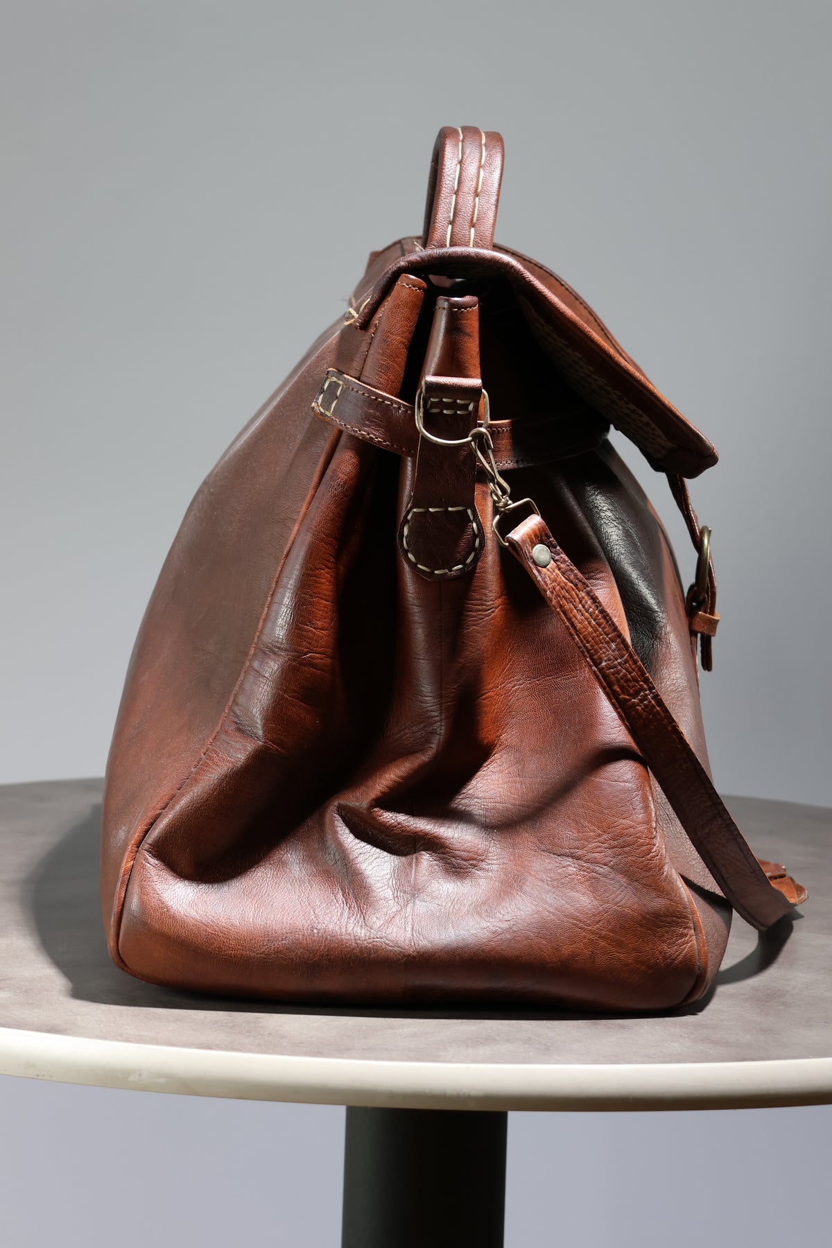 Large Hand-Sewn Camel Leather Travel Bag