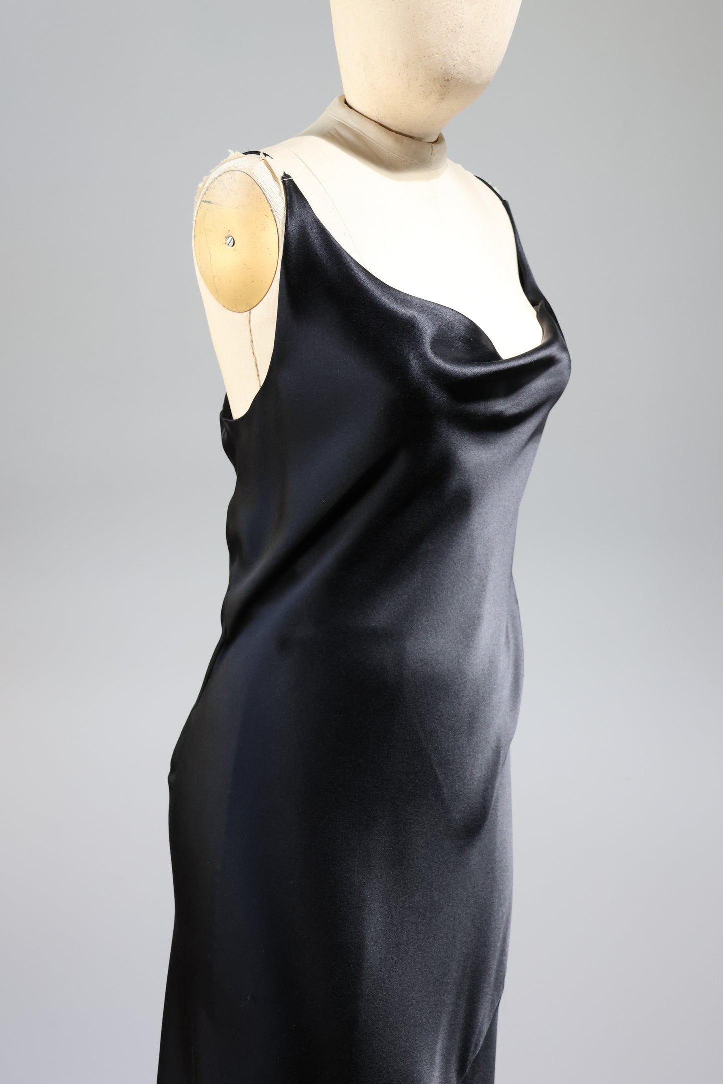 Les Habitudes Full Figure Liquid Dress Black