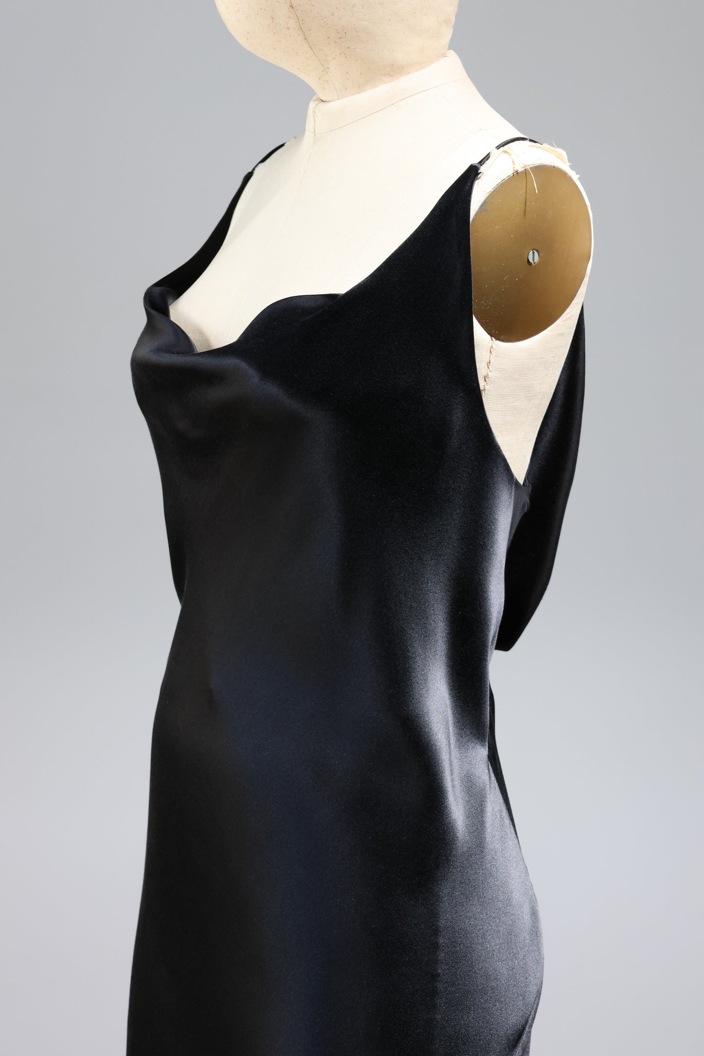 Les Habitudes Full Figure Liquid Dress Black