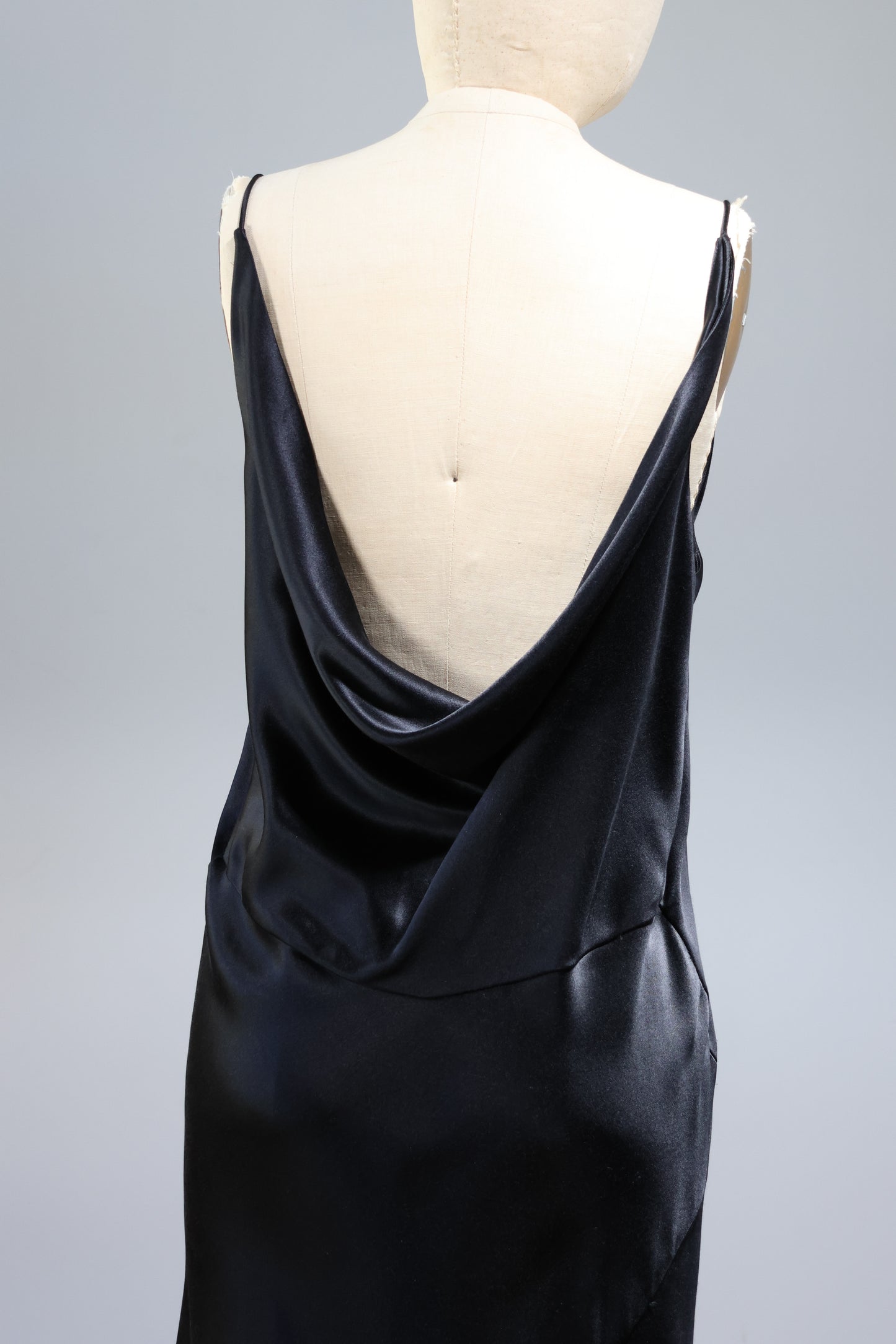 Les Habitudes Full Figure Liquid Dress Black