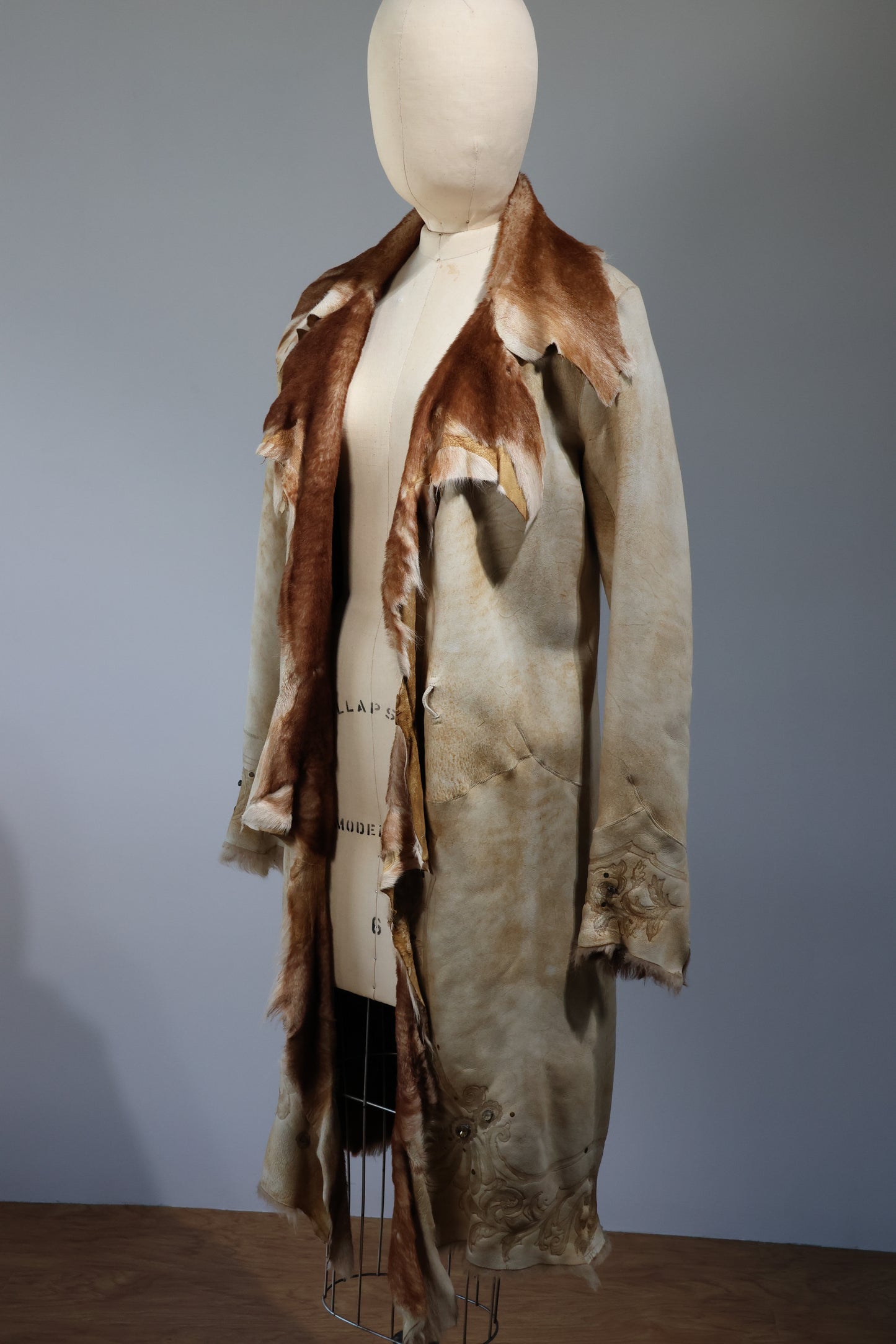 Maxfield Parrish Gothic Lamb Coat - CT70 Tan / Shell