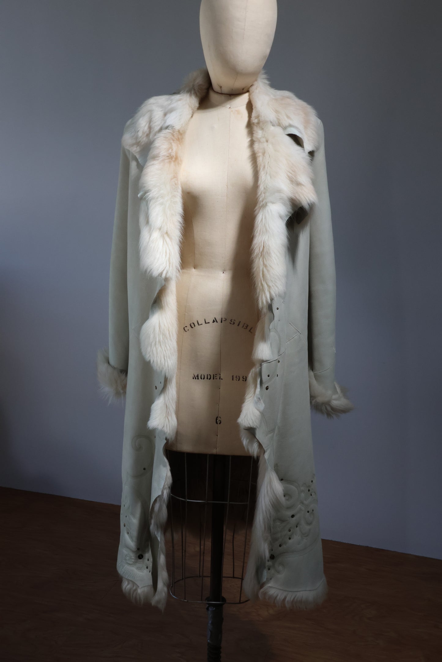Maxfield Parrish Coat Lamb - Ivory / Sequin