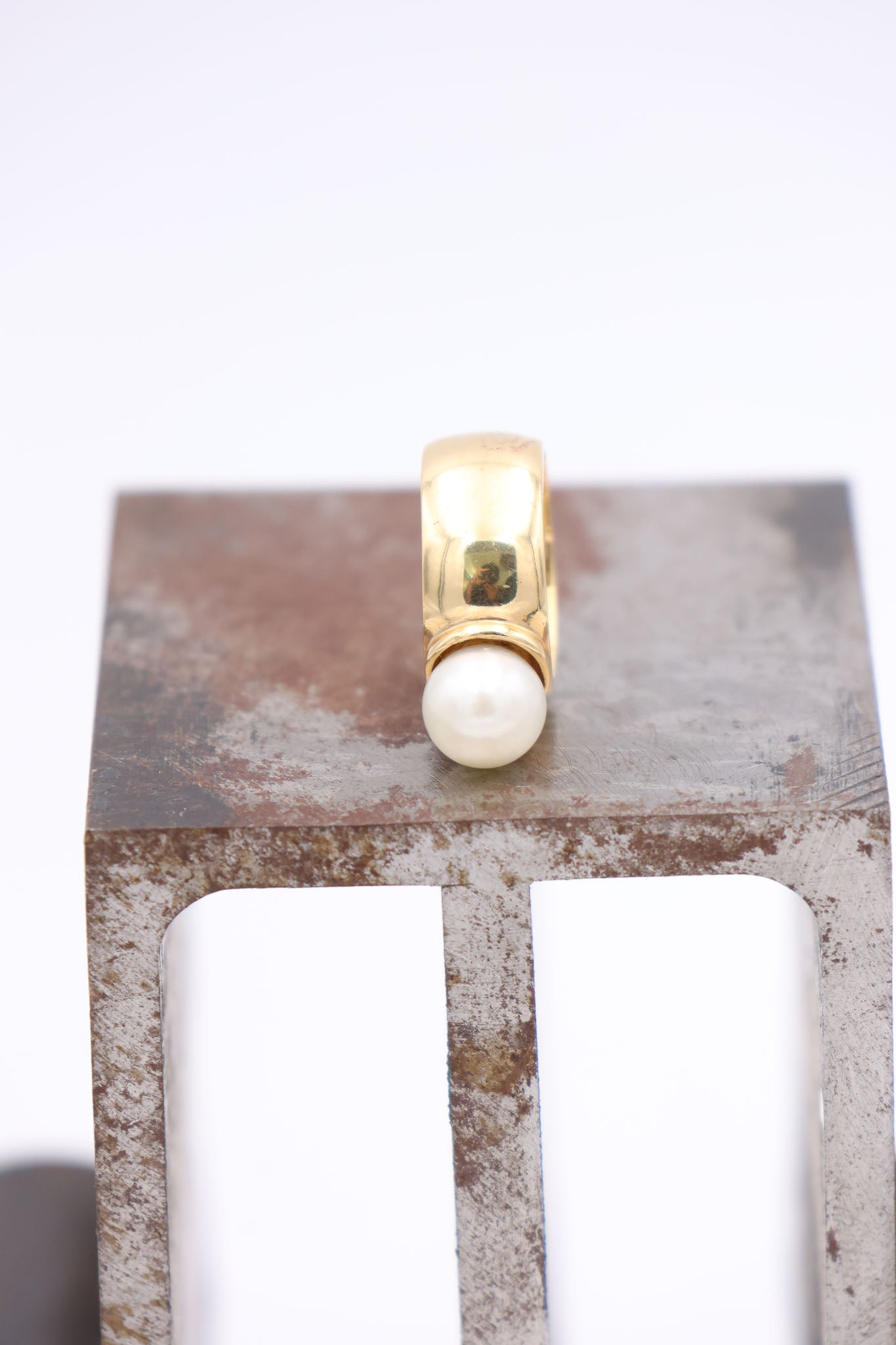 18K Gold &amp; South Sea Pearl Ring