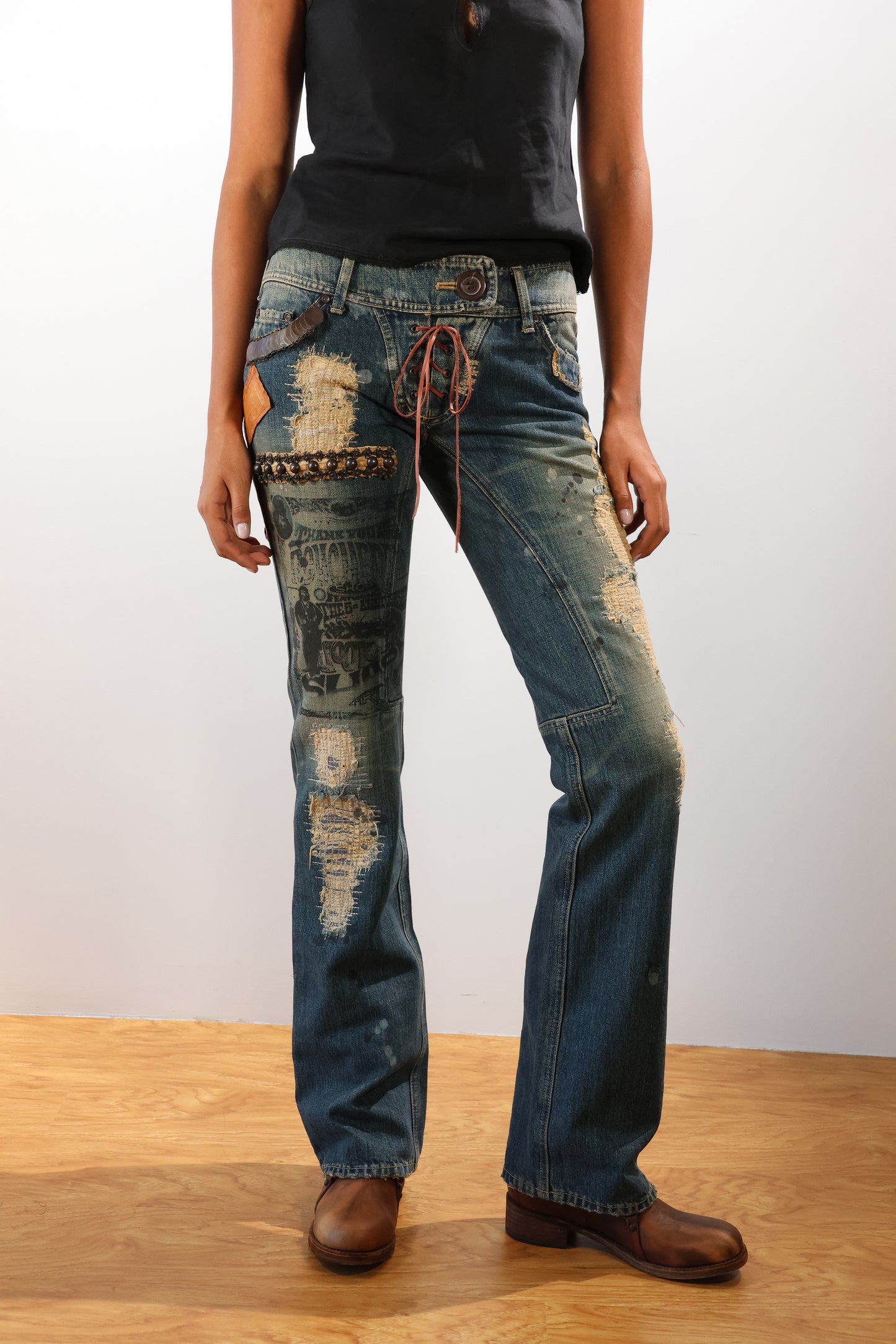 Share Spirit Ladies Jeans Embelished - Psychedelic