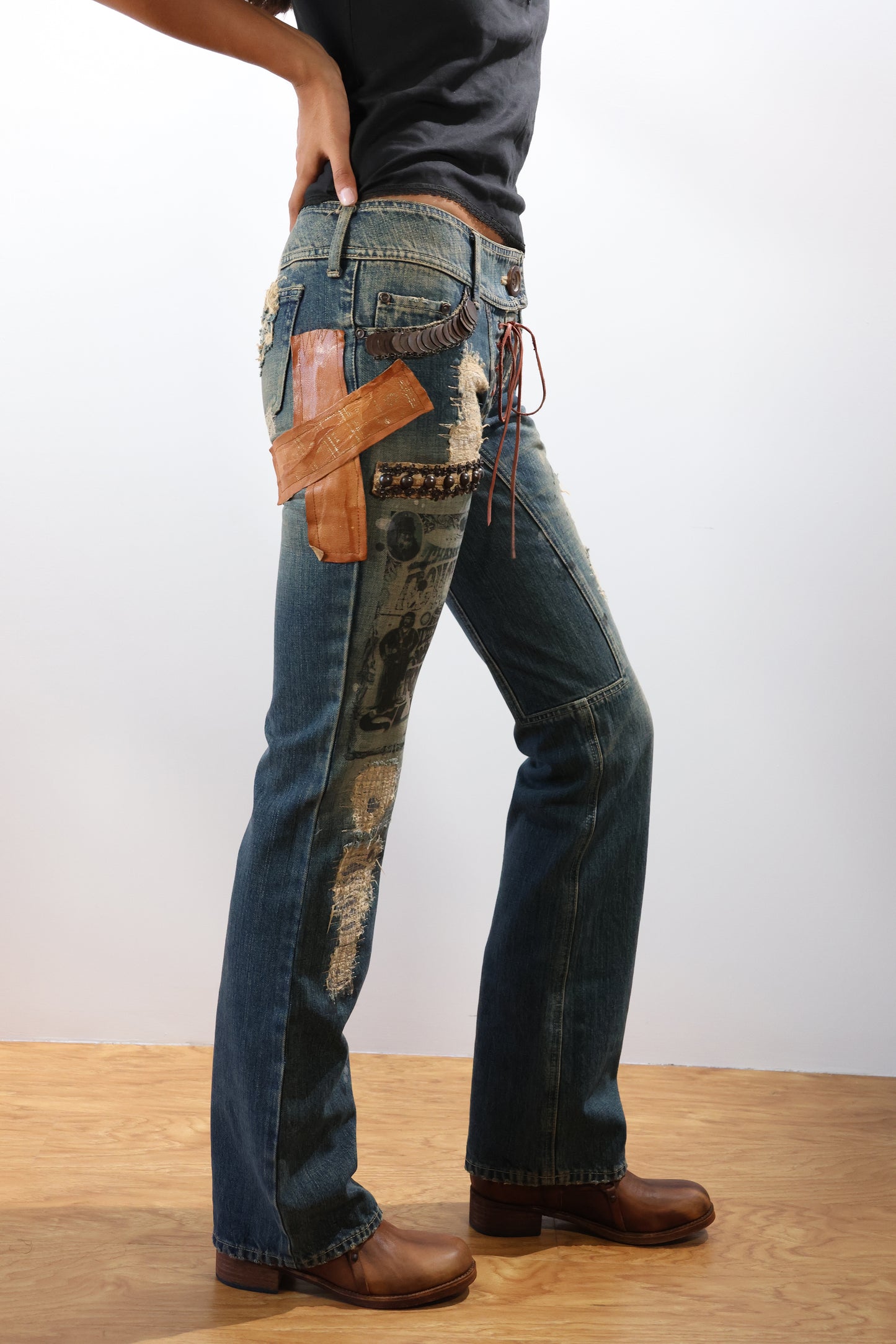 Share Spirit Ladies Jeans Embelished - Psychedelic