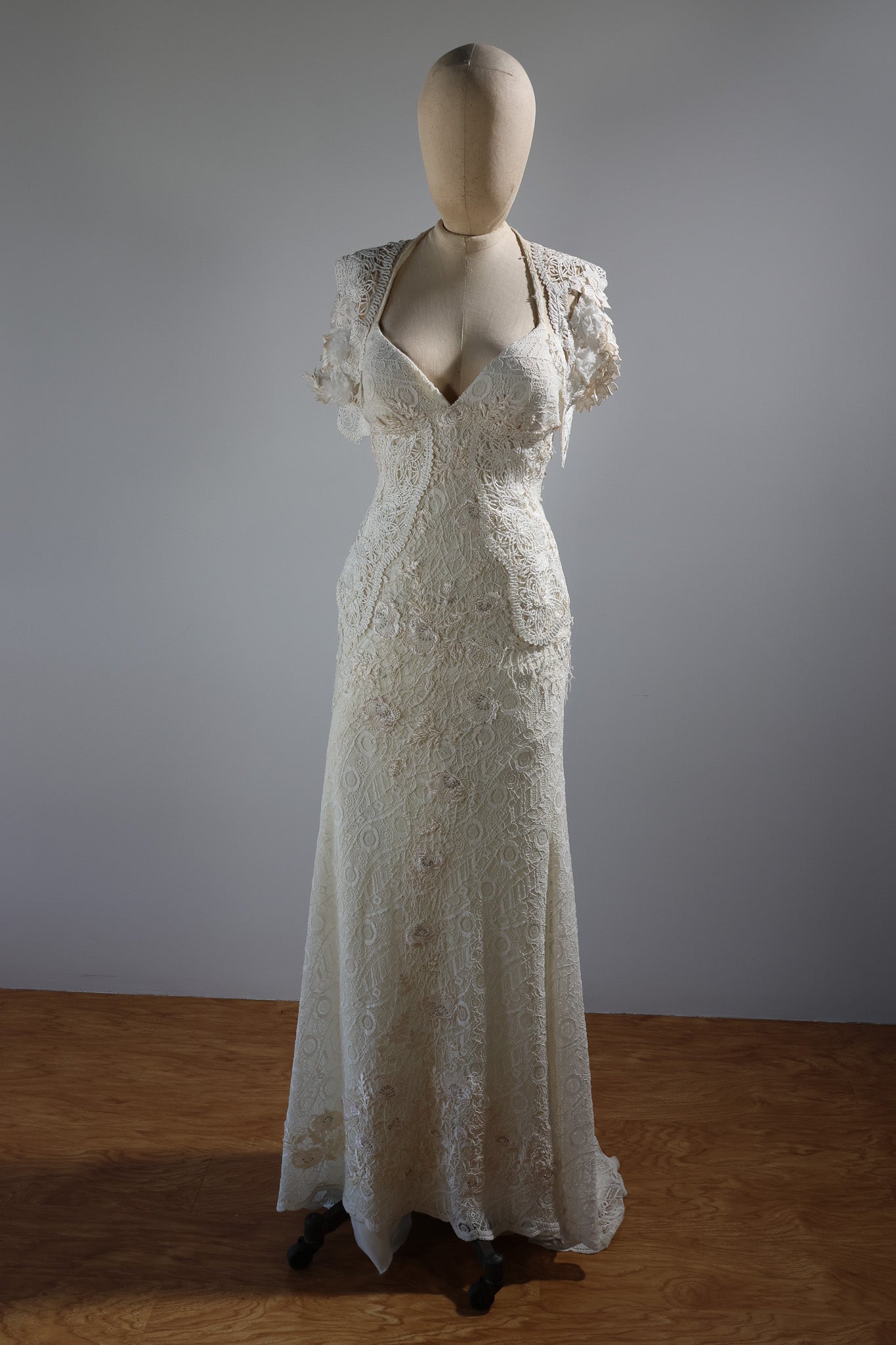 Yolan Kris Sita Dress With Bolero - Ivory