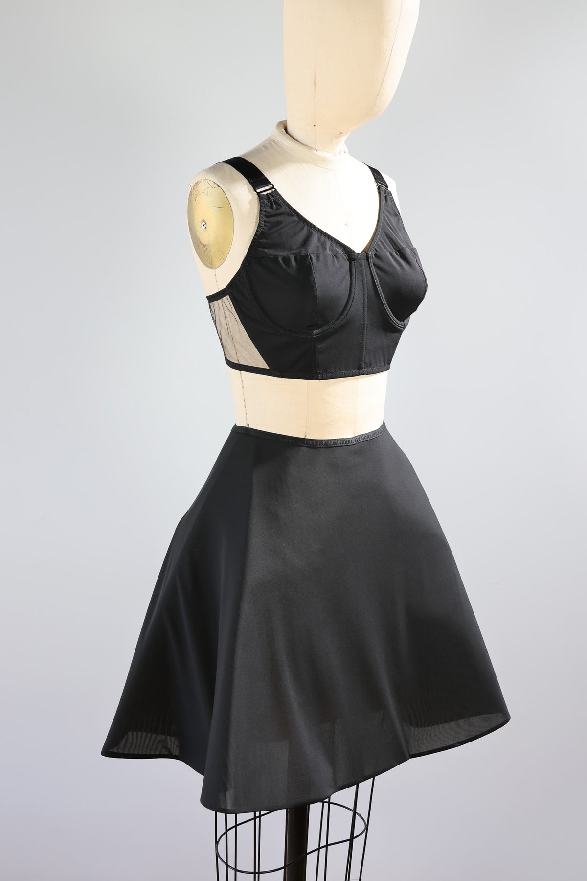 M.L.H. Rochie Malika Three-Piece Set — Negru