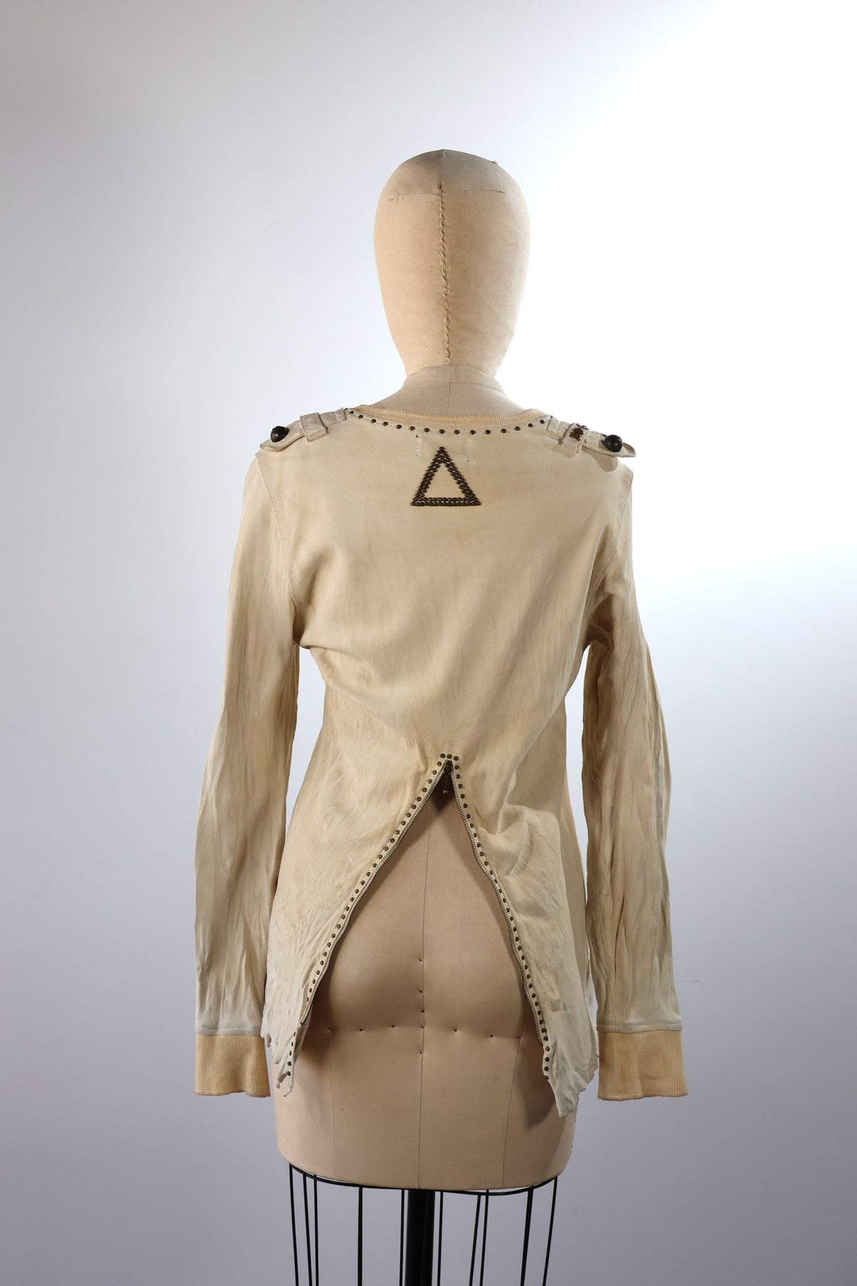 Share Spirit Sheep Leather Top — White
