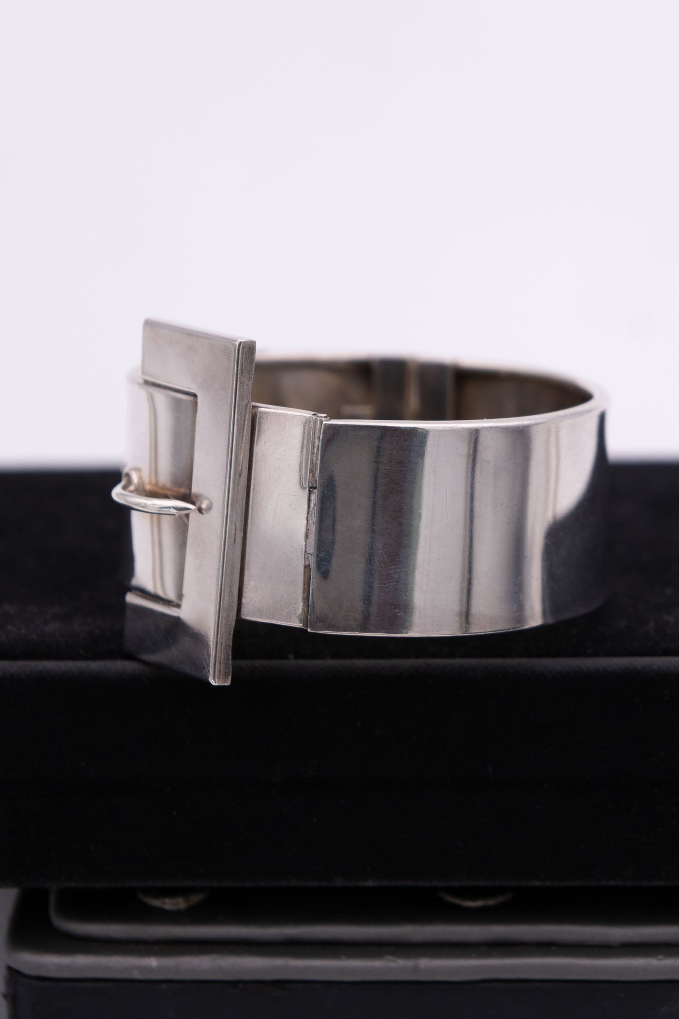 Vintage British Sterling Silver Buckle Bracelet