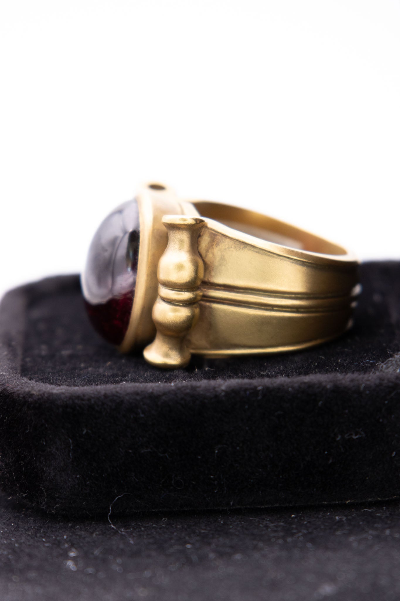 Titch Pleasance 18K Gold &amp; Ruby Ring