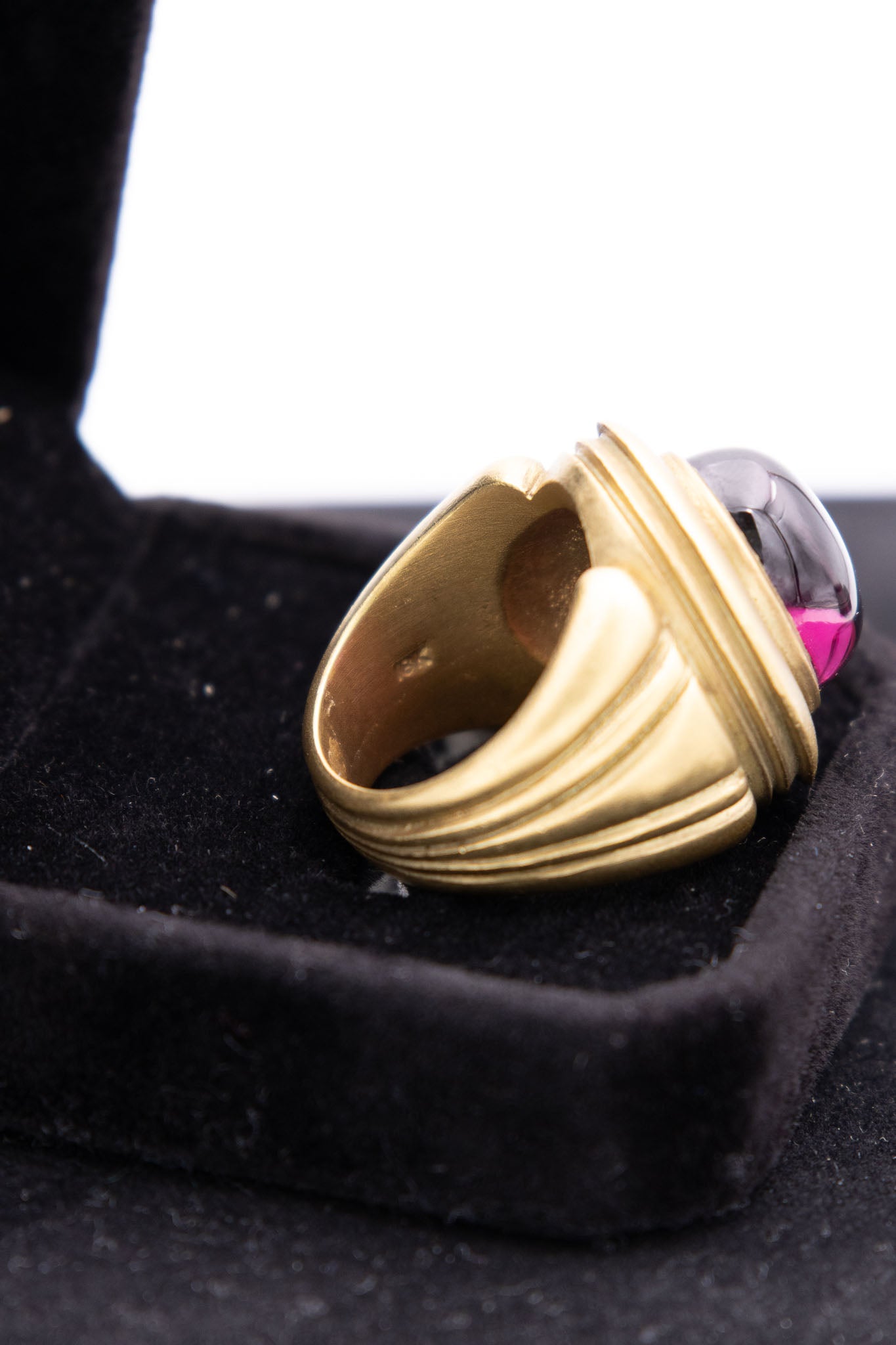 Titch Pleasance 18K Gold &amp; Garnet Ring
