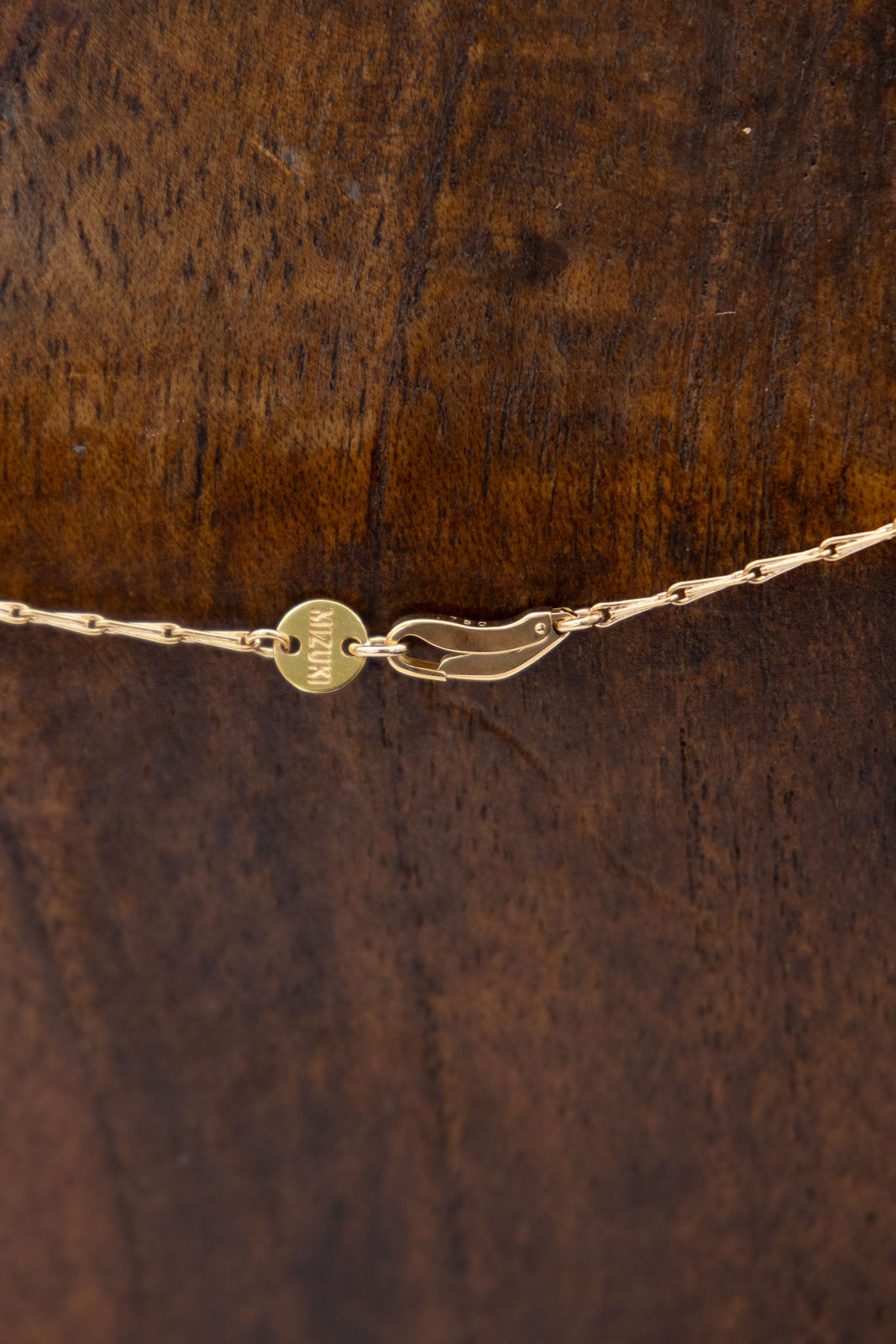 Mizaki 18K Gold Cross Necklace