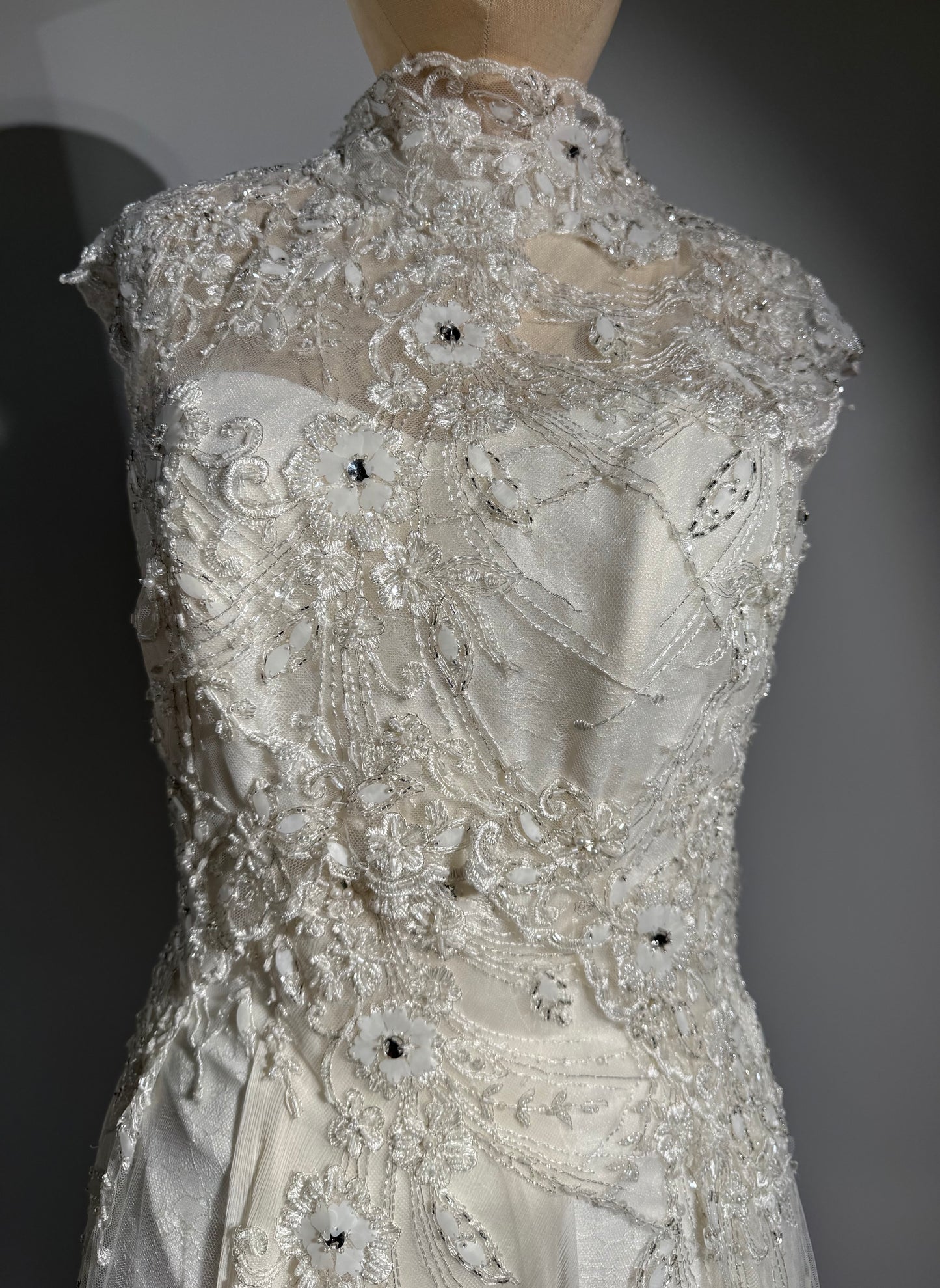Yolan Kris Bonny - Ivory
