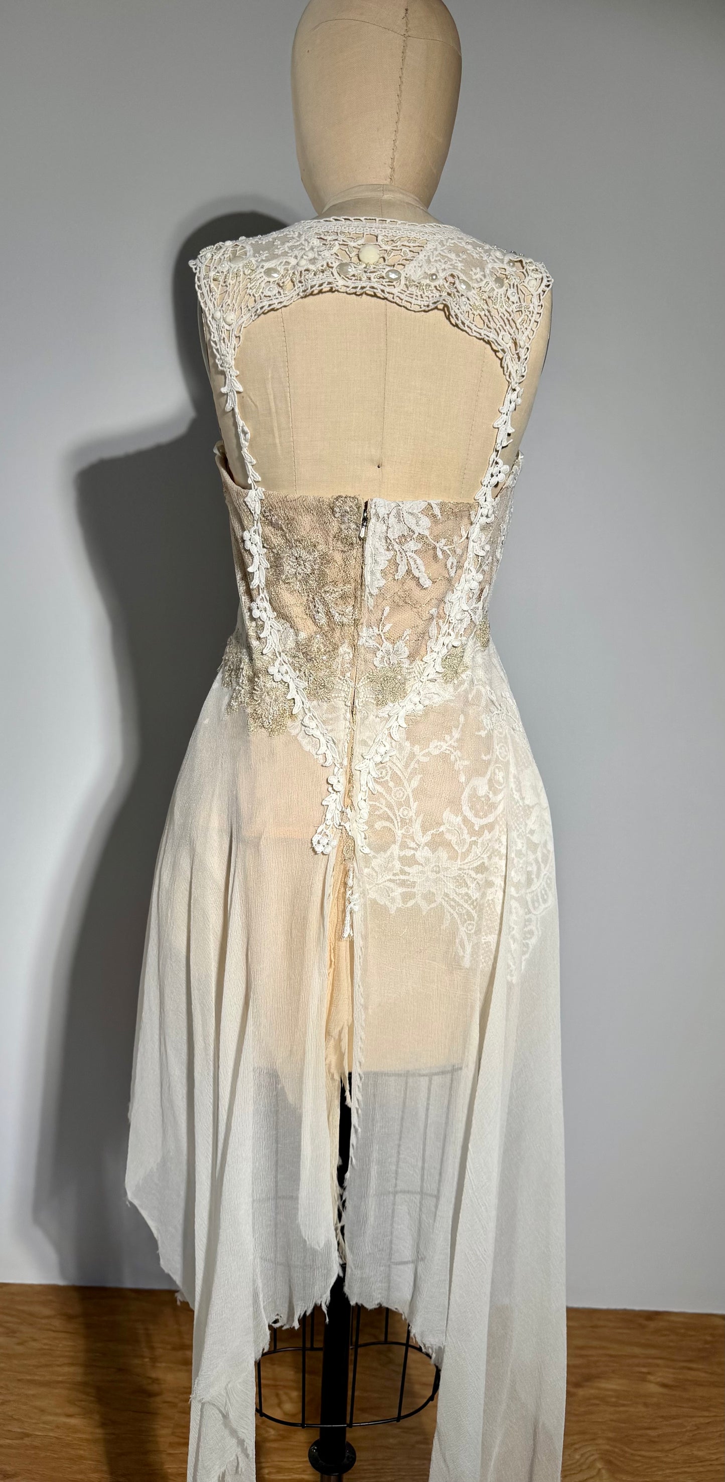 Trash Couture White Clad CM Top - Ecru / Nude