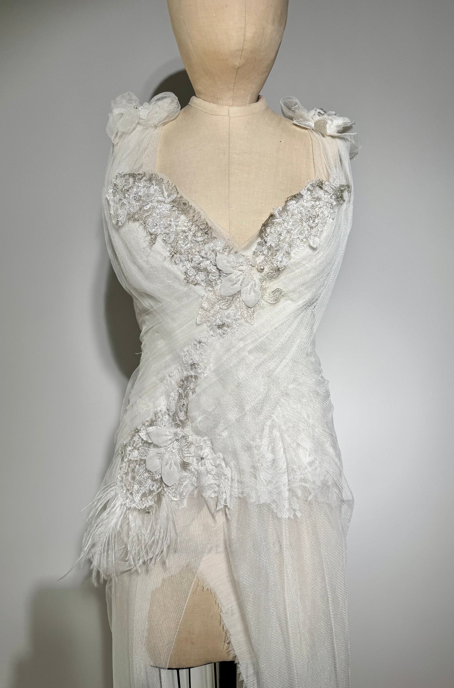 Trash Couture Rosebud Top II - Ecru